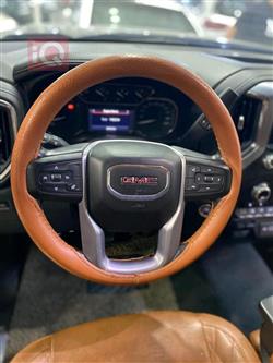 GMC Sierra